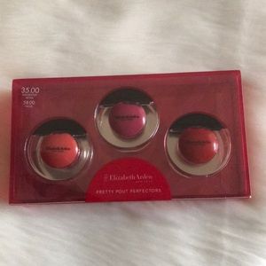 Elizabeth Arden Pretty Pout Perfectors